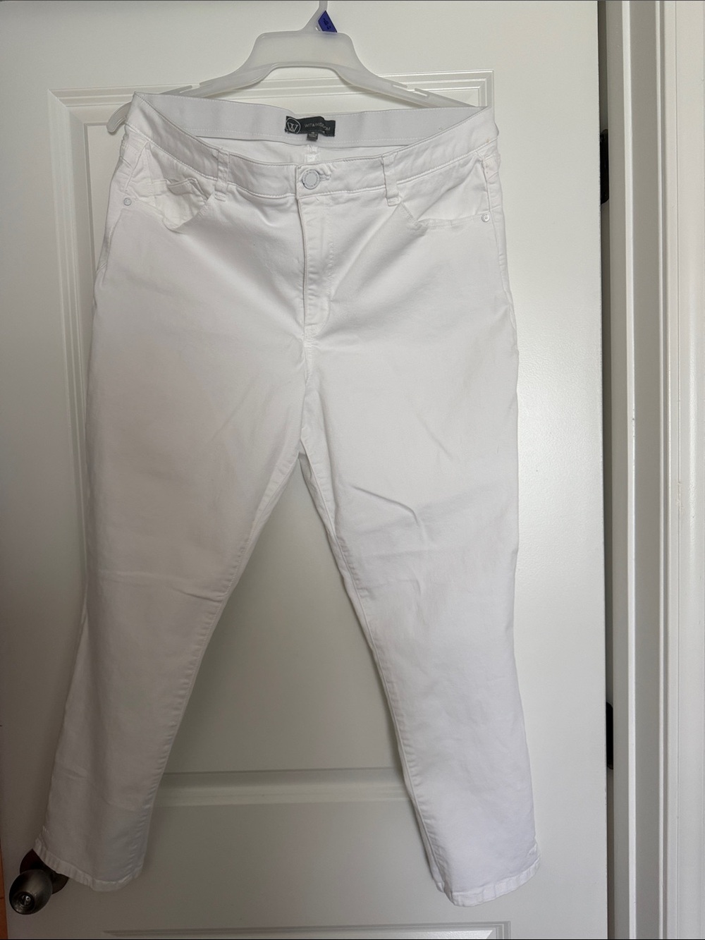 Wit & Wisdom White Cropped Stretch Jeans